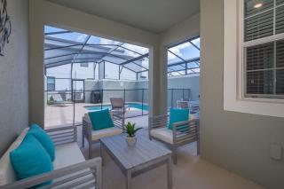 4964RS TOWNHOUSE 4 BEDROOMS & 3 BATHROOMS + POOL - 8