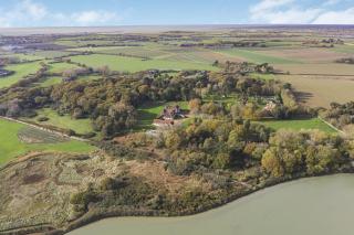 Priory Coach House - 7