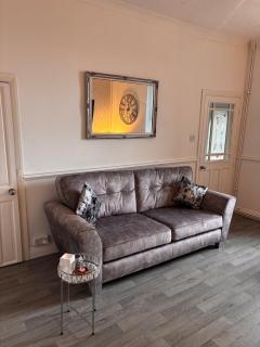 Chestnut Lodge - a woodland escape near the city! - 8