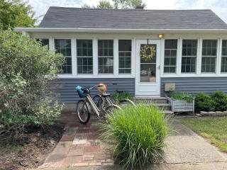 Eastside Abode - Local Living Weekly & Monthly Rentals Only Contact for Monthly Rates - 5