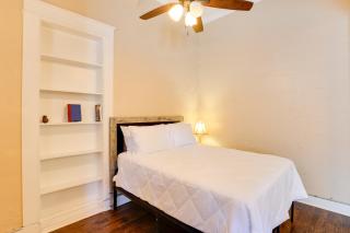 Shop, Dine and Unwind Dtwn Marshall Studio! - 5