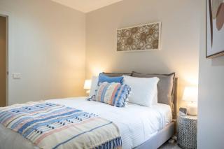 Melbournes Best Location Plus Epic Views with Custom Bnb Hosting - 4