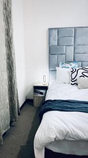 Modern 1Bedroom Apartment in Jackal Creek Golf Estate with Pool - 1