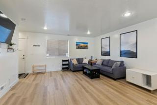 Trailside C - 3 BR Basecamp - Trails - Propane grill - Pet friendly - 7