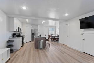Trailside C - 3 BR Basecamp - Trails - Propane grill - Pet friendly - 5