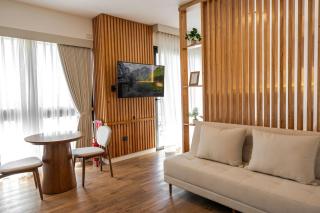 Cozy apartment with fantastic gym and pool - 0