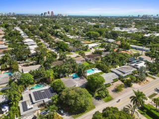 Tropical Oasis in Wilton Manors withHeated Pool - 2