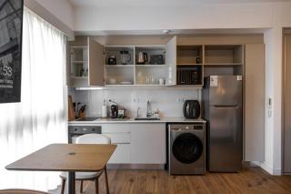 Design, Comfort, Ultra-Fast WiFi and Balcony View - 8