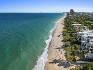 3-Bedroom Villa with Heated Pool near Wilton Drive & Fort Lauderdale Beach - 3