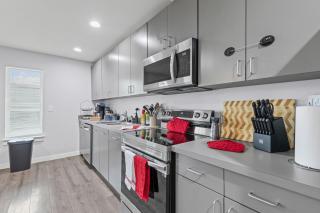 Homey 1BD In the Heart of Dallas - 1