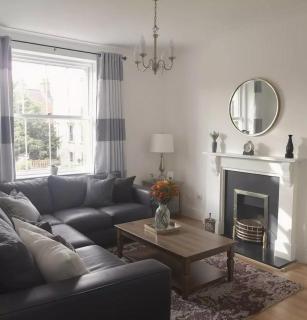 The Hyde Park AS - 2