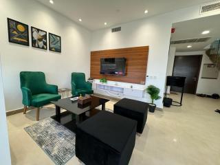 Penta Square Signature Hotel Apartments - DHA Phase 5 Lahore - 1