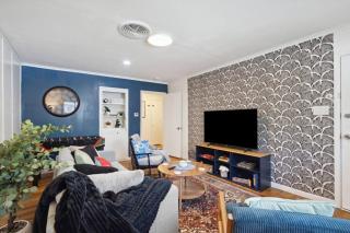 Fashionable TCU Walkable 2BD - 0