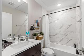 Poetic 1BD Ground Lvl - 1