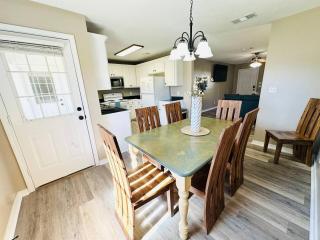 Eastgate 18B beautiful townhouse - 6