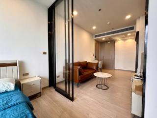 High Floor Apt with Large Living Room Pool and Gym - 7