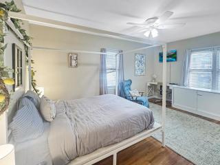 Brownfield BlueBird House - 6 bedrooms - 5