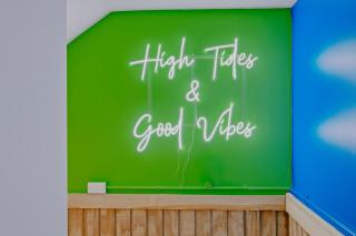 Luxury 6 Br Sleeps 18 Private Heated Pool Fire Pit - 4