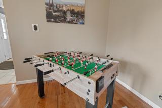 Family Escape with Yard, Fire Pit and EV Charger - 7