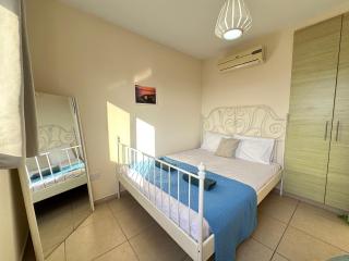 Angela's Sunset Holiday Apt - Ayia Napa - 0