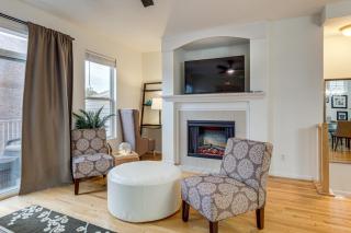 1 Mi to Dtwn Cincinnati Spacious Townhome with Deck - 5