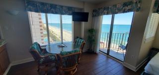 9th Floor Studio, Breathtaking Ocean Front, Pools! - 9