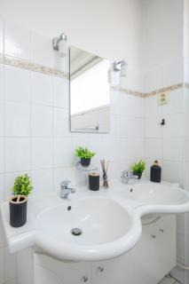 Spacious House with Garden 15 min walk from Castle - 4