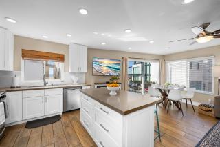 Ocean & Pier View Steps To Sand Ac Parking! - 7