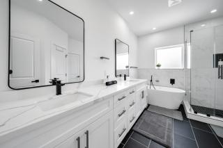 Modern Home near Med Center, NRG, Zoo, Downtown - 8