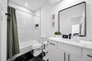 Modern Home near Med Center, NRG, Zoo, Downtown - 1