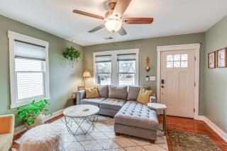 Charming Nashville Home with Fire Pit, Indoor Sauna! - 7