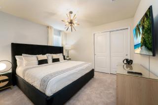 Luxurious New 9BR Villa w Game Room Theater Pool - 6