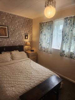 Suffolk Broadlands Cozy Home Where East Meets West - 8