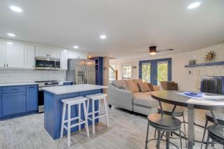 Game Room, Dock and Hot Tub Grand Lake Getaway - 3