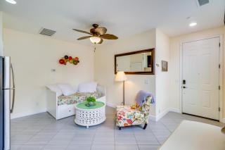 Hike, Play and Unwind Charming Reno Unit - 5