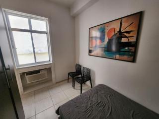 Sala e quarto a 1 quadra da praia de Copacabana - 2