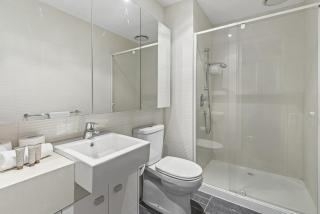 Stylish Southbank Stay with Views, Pool & Gym - 2