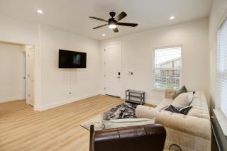 Modern Cozy and contemporary - 9