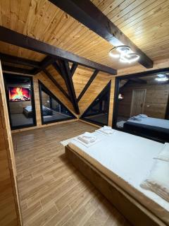 Coroana Muntilor -  - 6