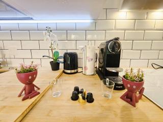 Sunny garden 1BR Flat with terrace - 2