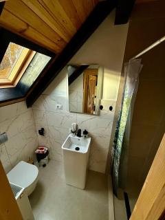 Coroana Muntilor -  - 2