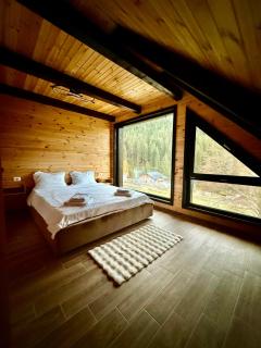 Coroana Muntilor -  - 3