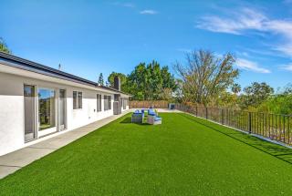 5BR with Hot Tub, Fire Pit, Views and 2 King Beds - 1