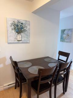 Airport Manor Unit 3, 2 Bedroom Apartment - 7