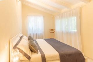 Villa Vittoria ,Tennis Court, Pool , Jacuzzi & Gym - 3