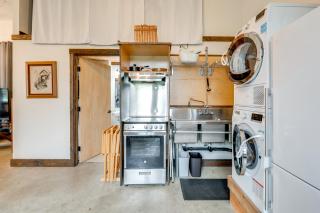 3 Blocks to Dtwn! Cozy Sedro-Woolley Retreat! - 2