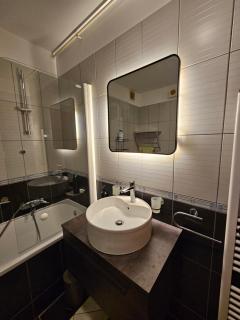 Apartment Orion - Arena Zagreb - parking - 2