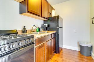 Central Location! Extended Stay Studio with Parking - 9