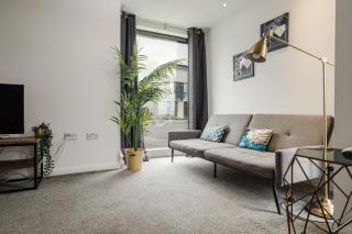 Chic 3bd Manchester Abode with Pool Table - Etihad - COOP Live - Free Parking - 8