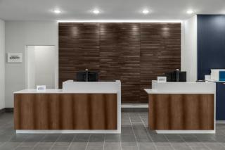 Courtyard by Marriott Sherman - 7